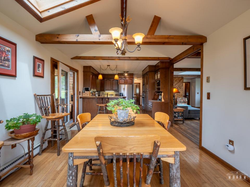 1811 NY3 BD-33