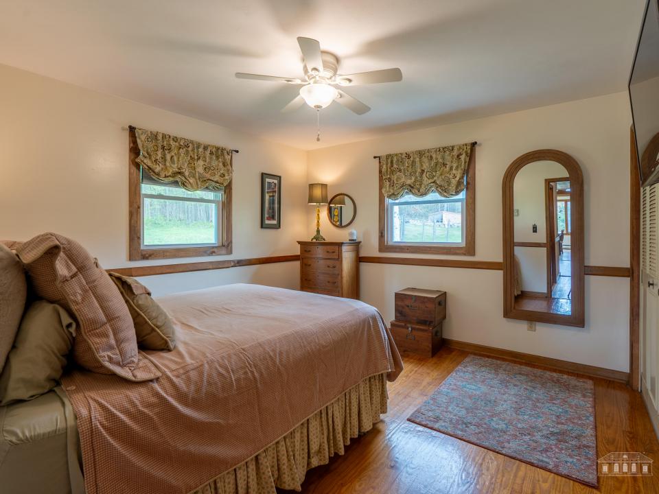 1811 NY3 BD-51