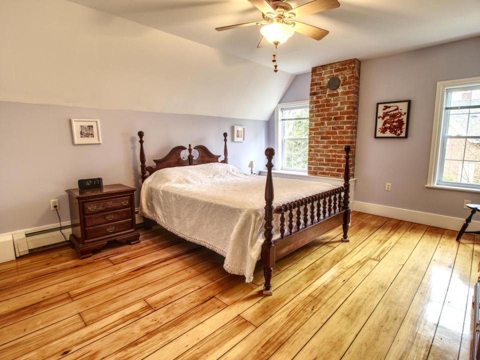 Main Bed 4