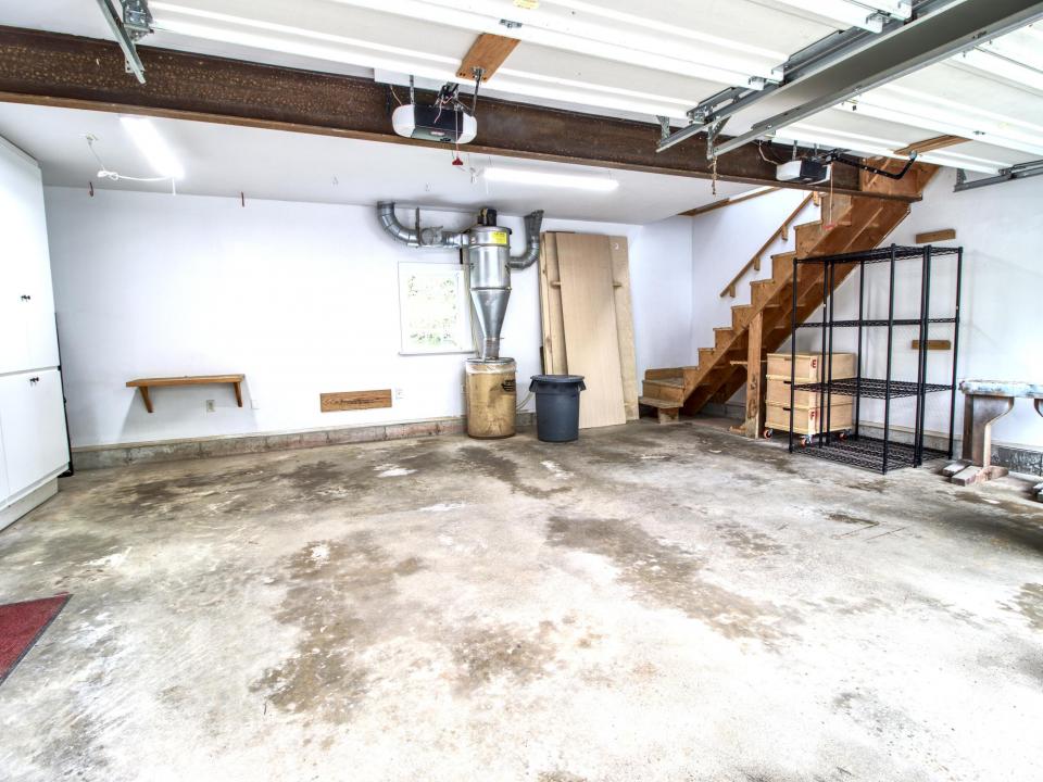 Garage 1