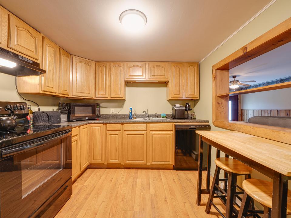23 LaFayette St-73