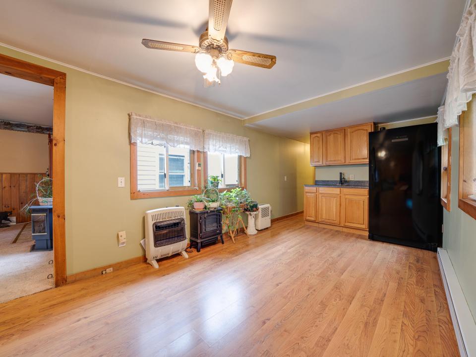 23 LaFayette St-75