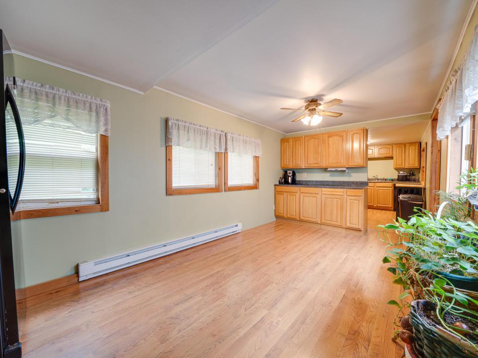 23 LaFayette St-76