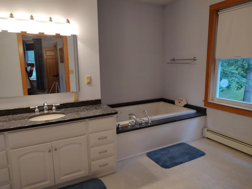 Primary Full Bathroom