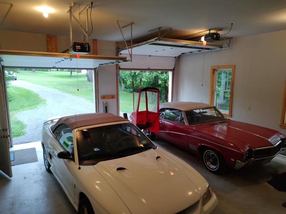 Attached 2 Car Garage