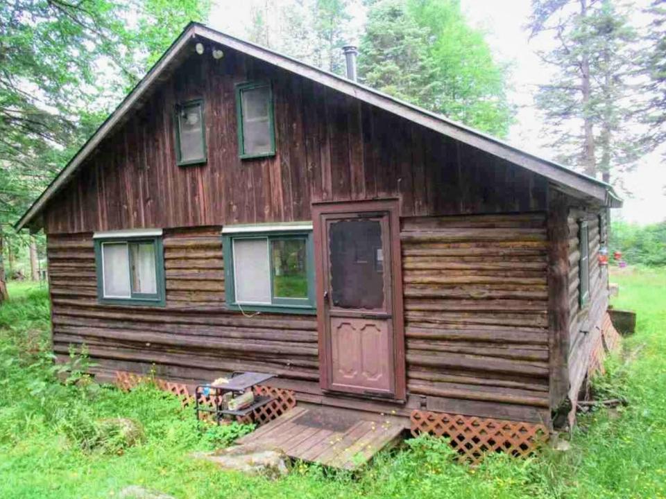 Back of Camp Close