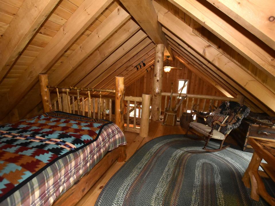 Loft 4