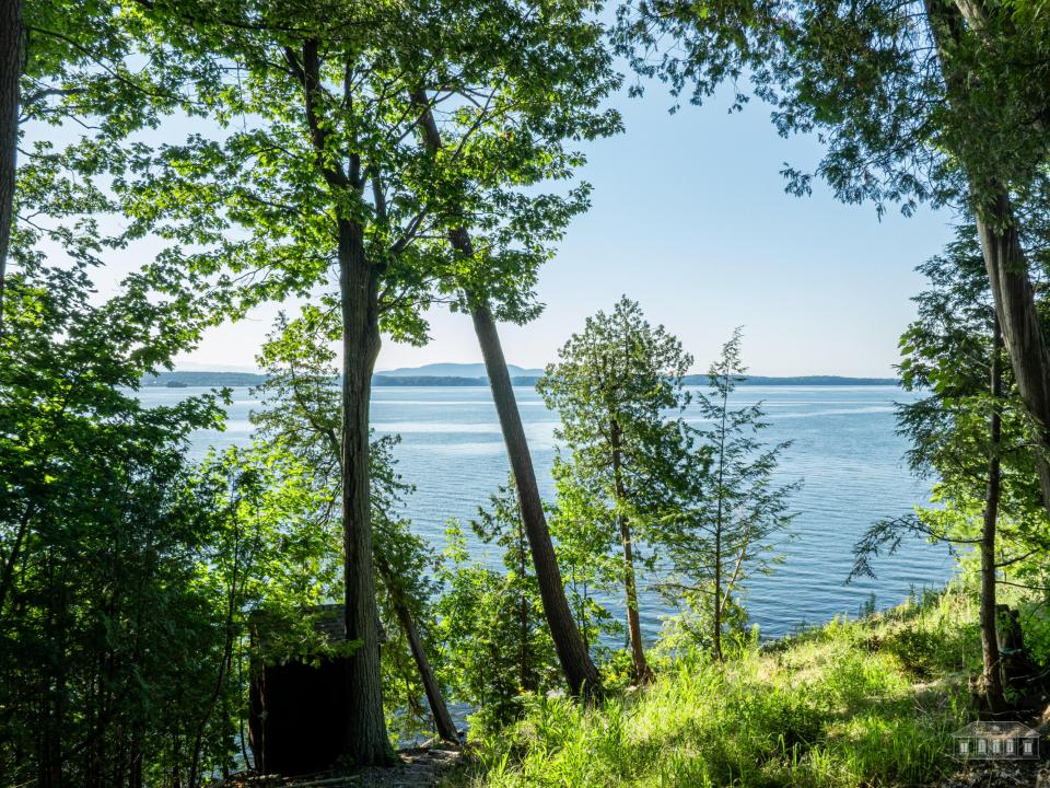 78 Frisbie Rd WP V2-18