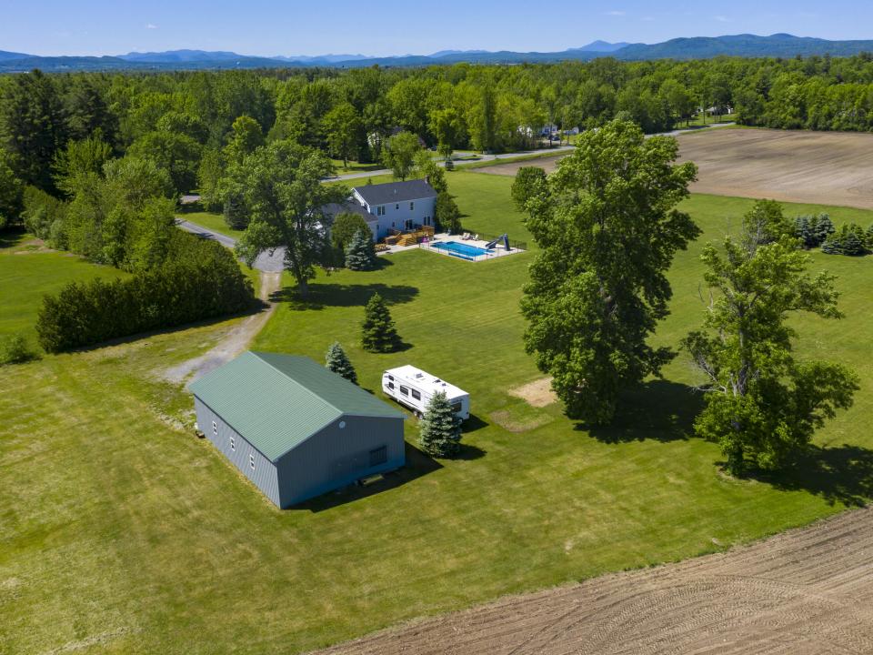 98 Brand Hollow Rd (9 of 20)