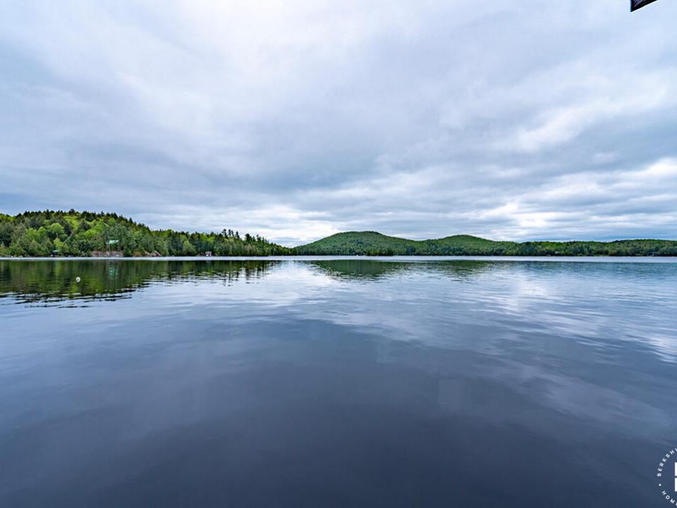 LakefrontHomeOnUpperSaranac_Boathouse_Vi