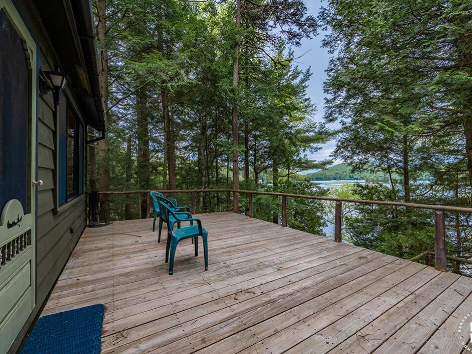 LakefrontHomeOnUpperSaranac_Deck