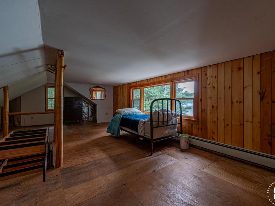 LakefrontHomeOnUpperSaranac_BonusRoom