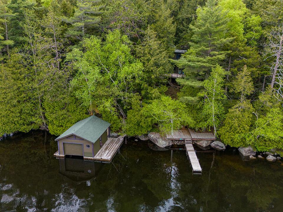 LakefrontHomeOnUpperSaranac_A_Boathouse_