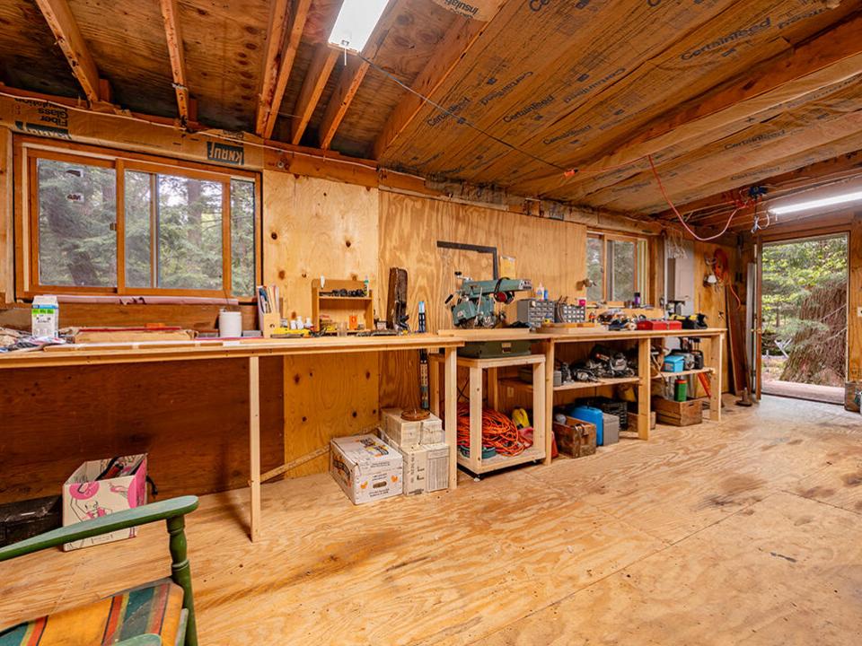 LakefrontHomeOnUpperSaranac_Garage_Works