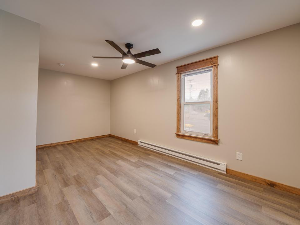138 Main St.-71