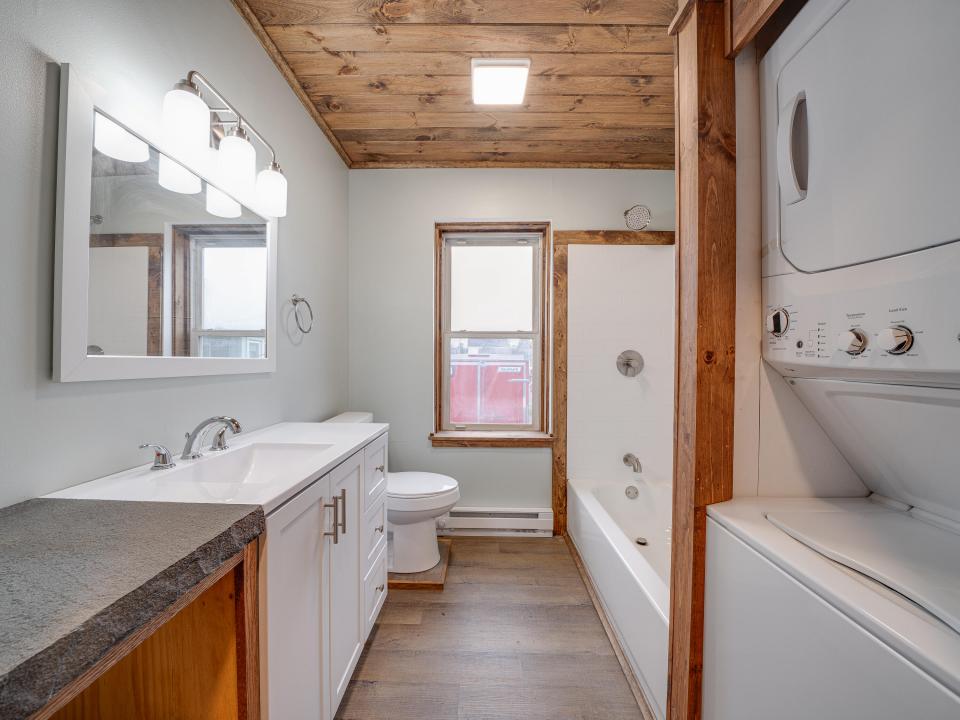 138 Main St.-72