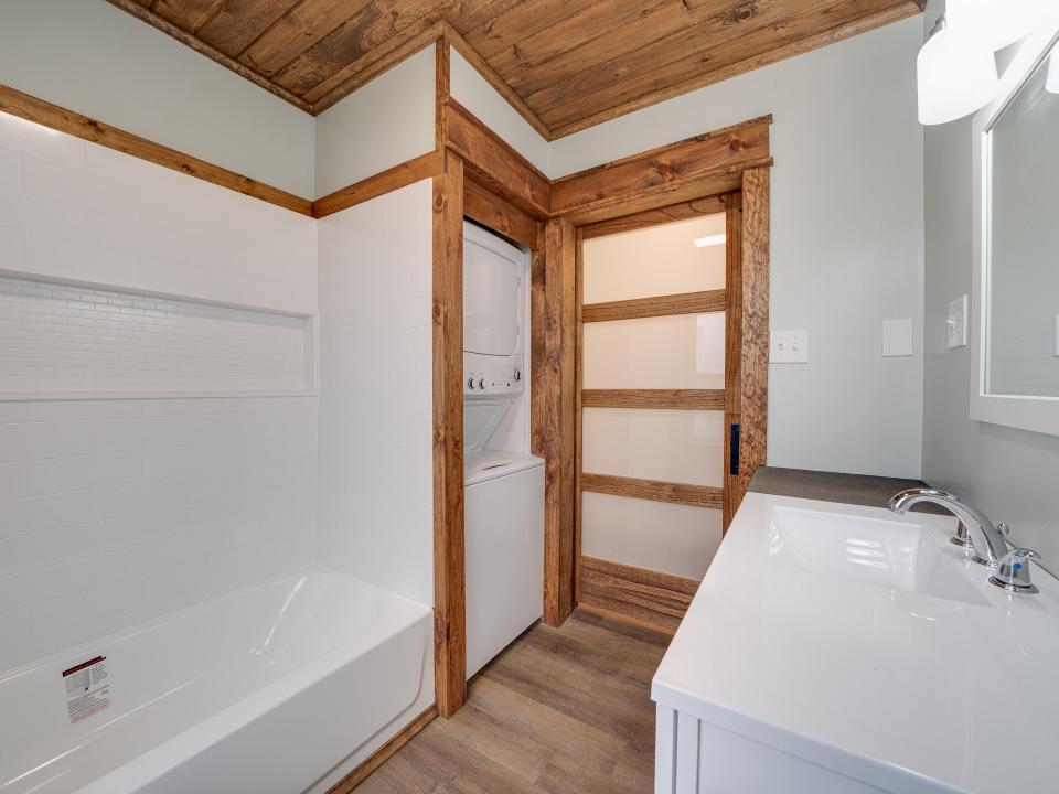 138 Main St.-76