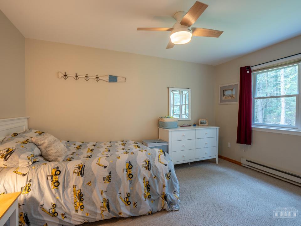 8 Fox Run LN LP-26