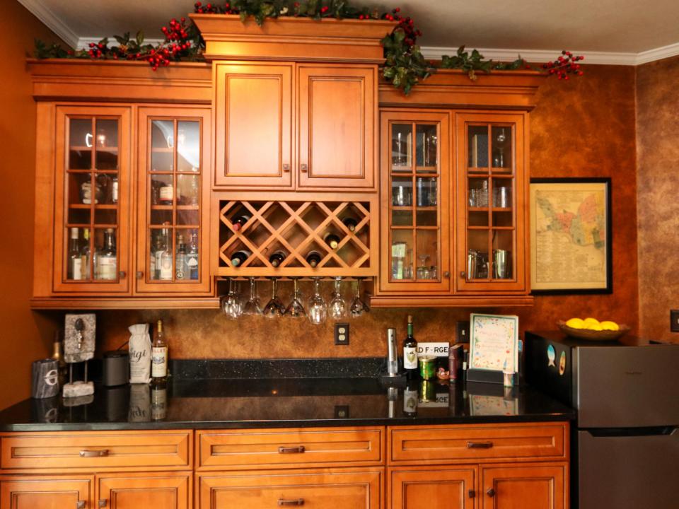 Bar/Entertainment Room