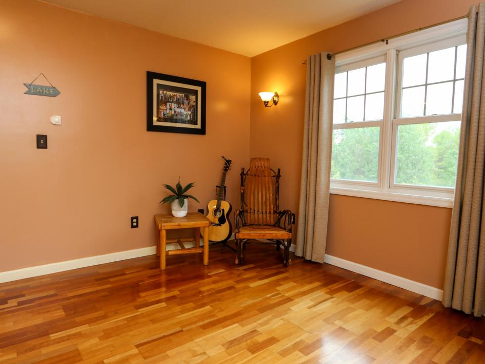 2nd Floor Landing
