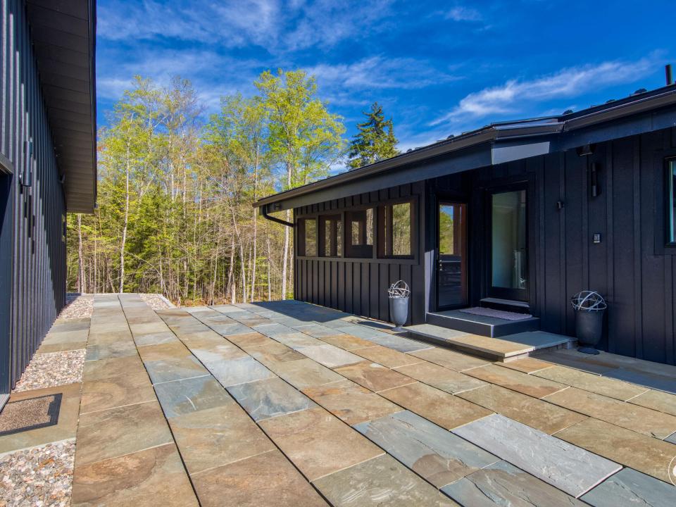Bluestone Patio Between Garage & House