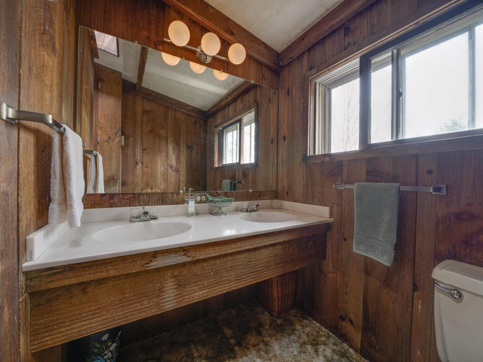 Main Bath
