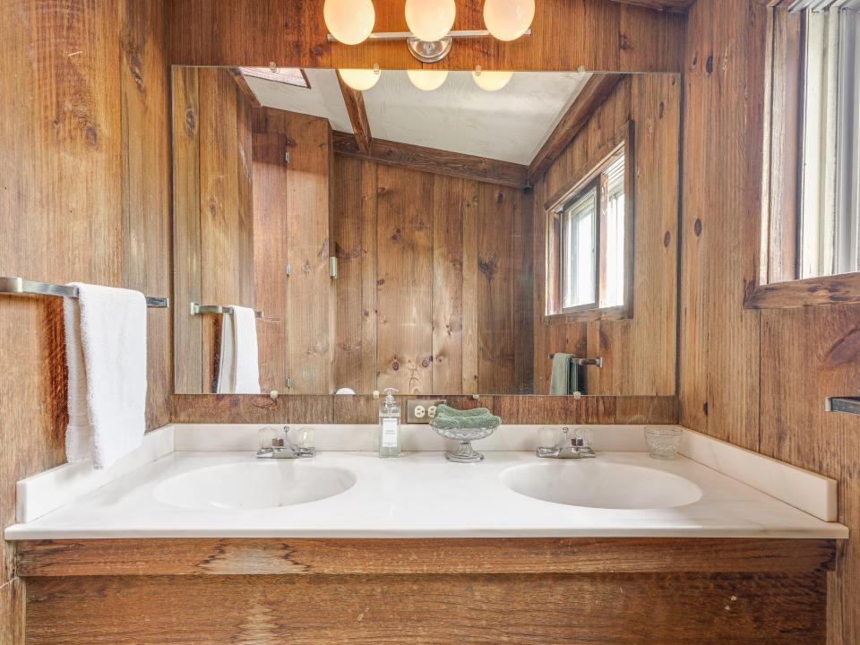 Main Bath