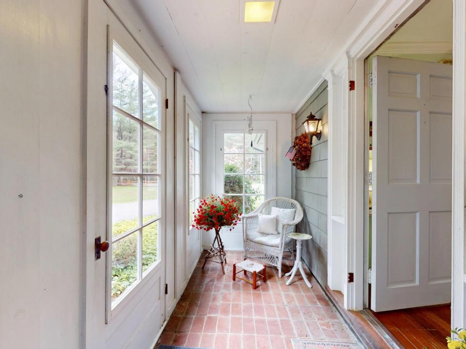 37 Cobble Hill Road