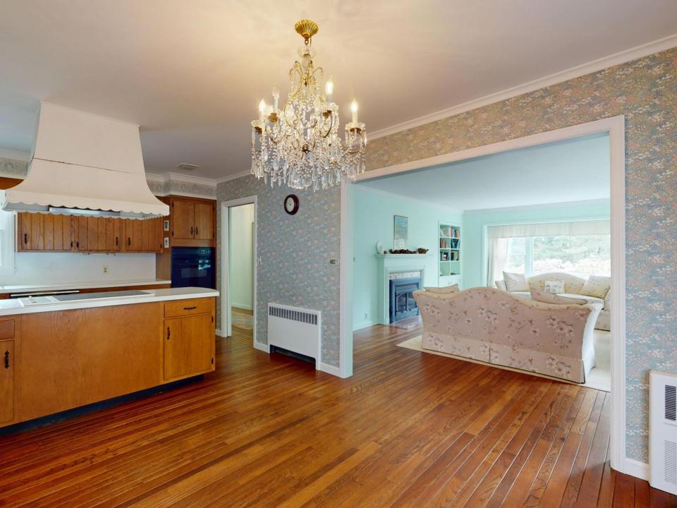 37 Cobble Hill Road