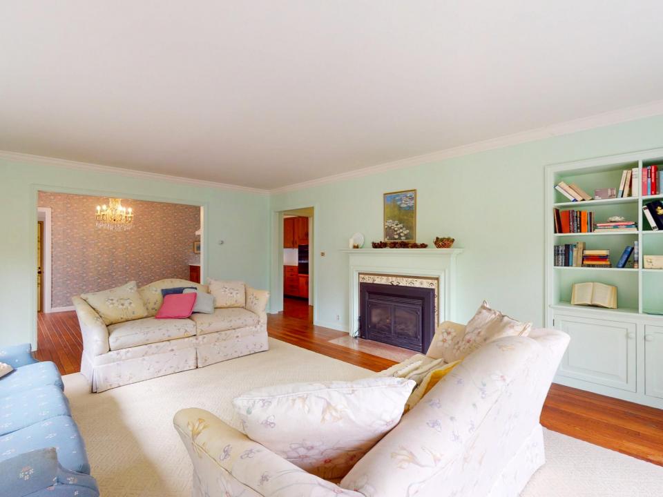 37 Cobble Hill Road