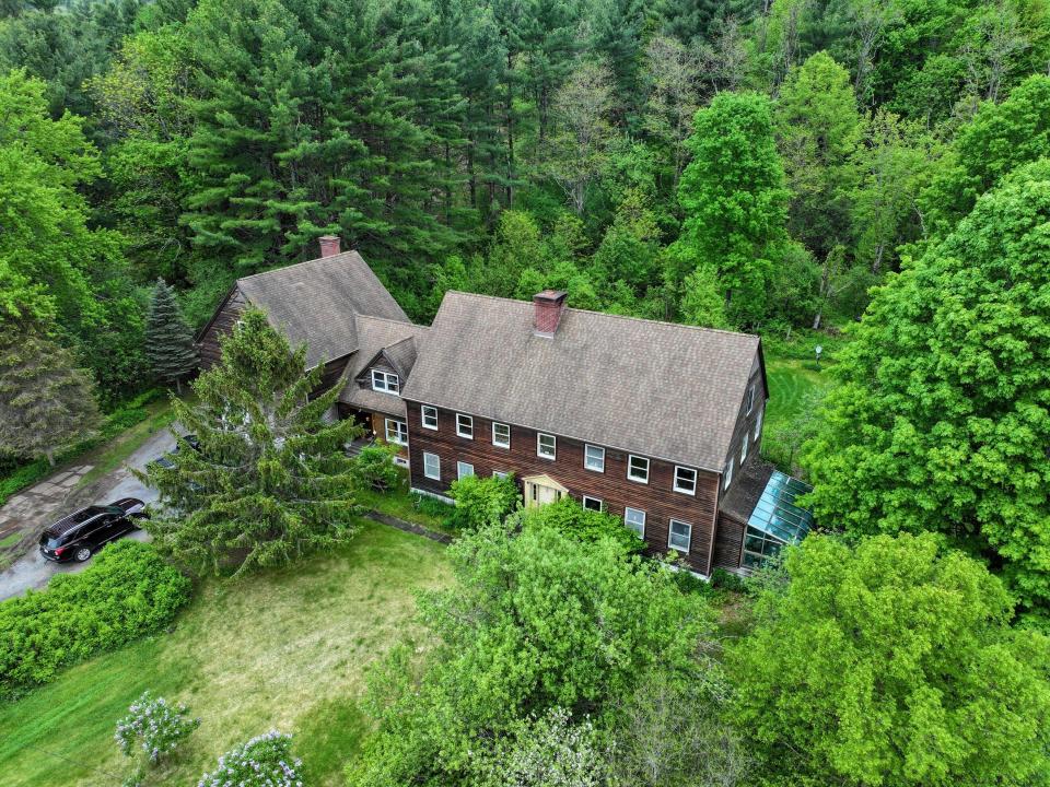 8 Balsam Dr Front 1