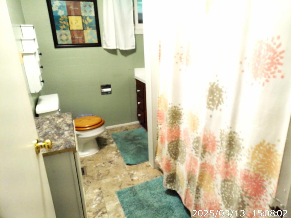 Bathroom1