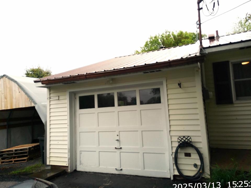 Outside Garage1