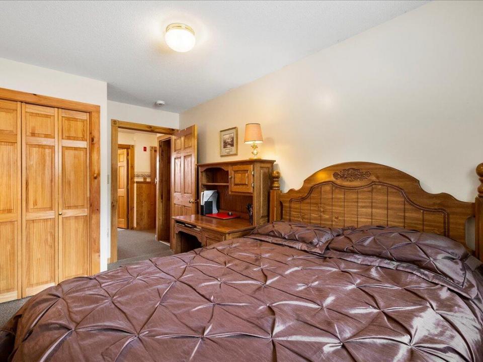 538