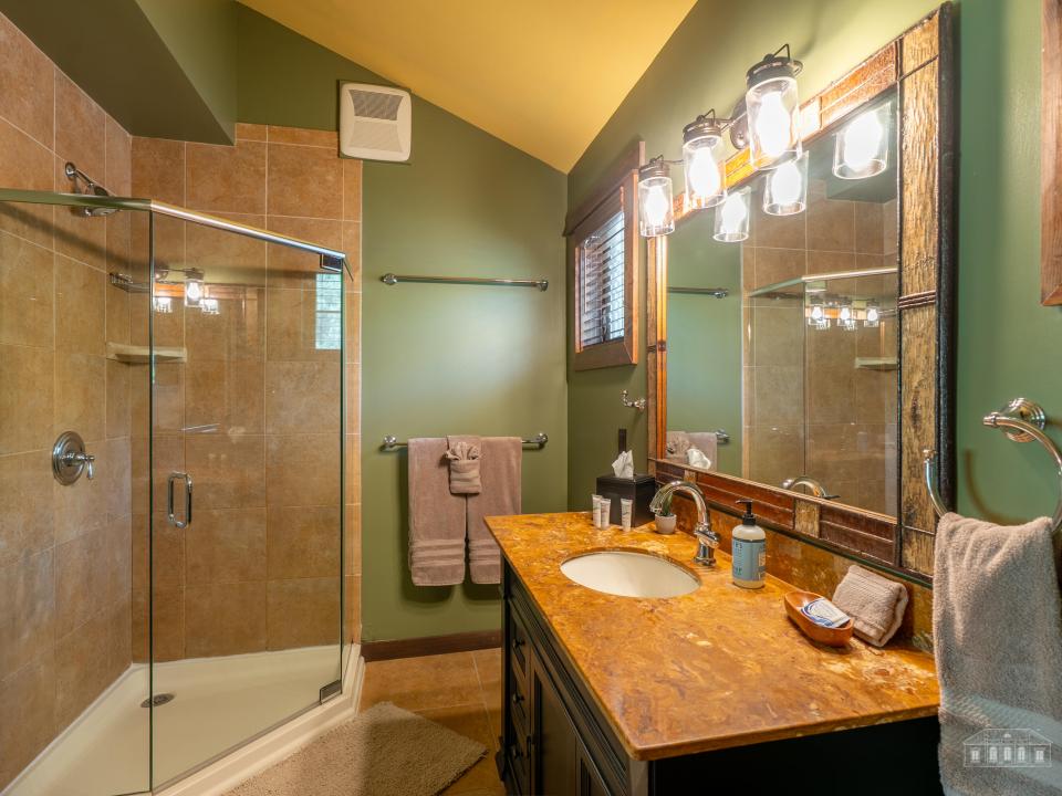 6 Bowman Lane Unit 3 WT-6