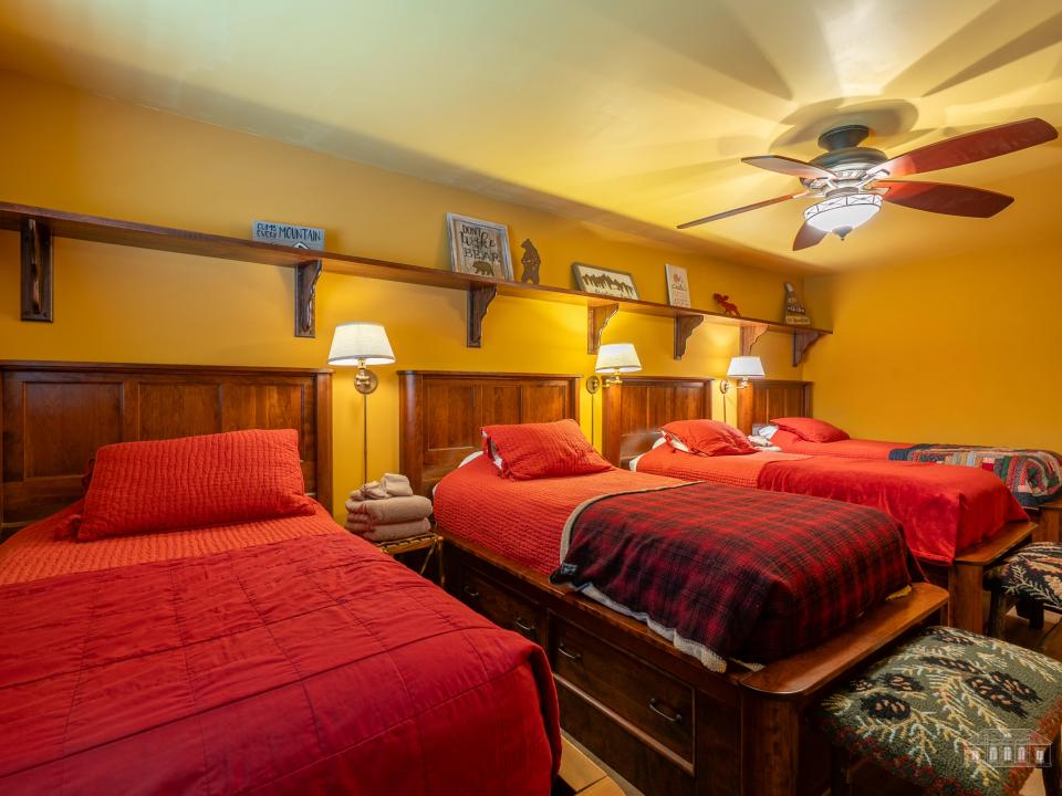 6 Bowman Lane Unit 3 WT-23 6 Bowman Lane Unit 3 WT-23