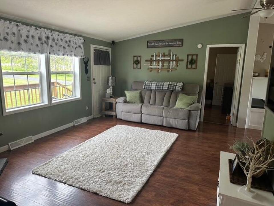 8566 Rt 22 livingroom 2