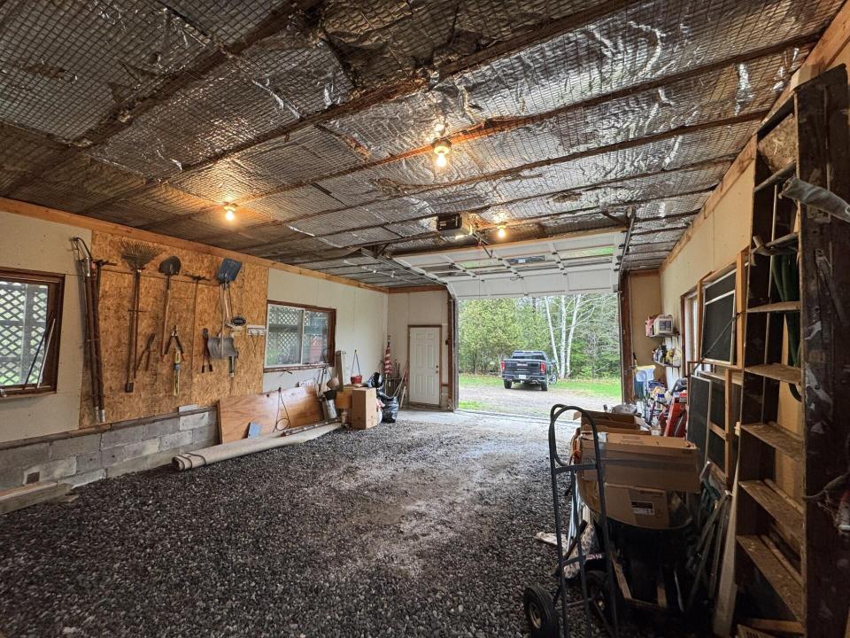 Garage 2