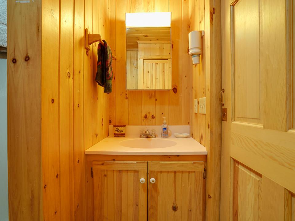 28-30 Old Hotel Rd-44