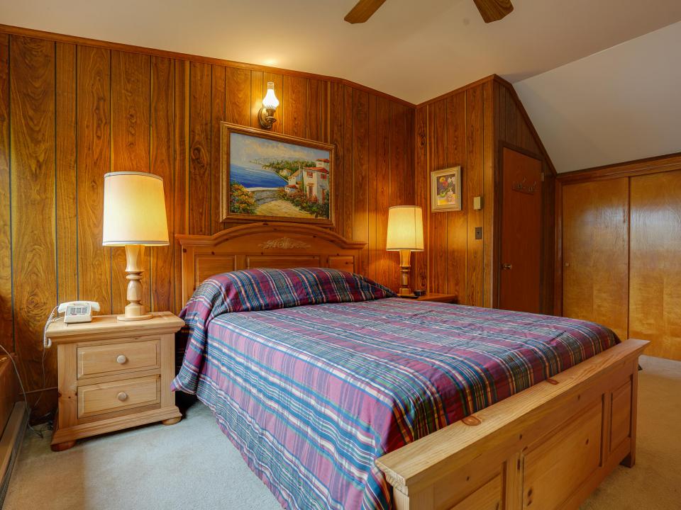 28-30 Old Hotel Rd-72