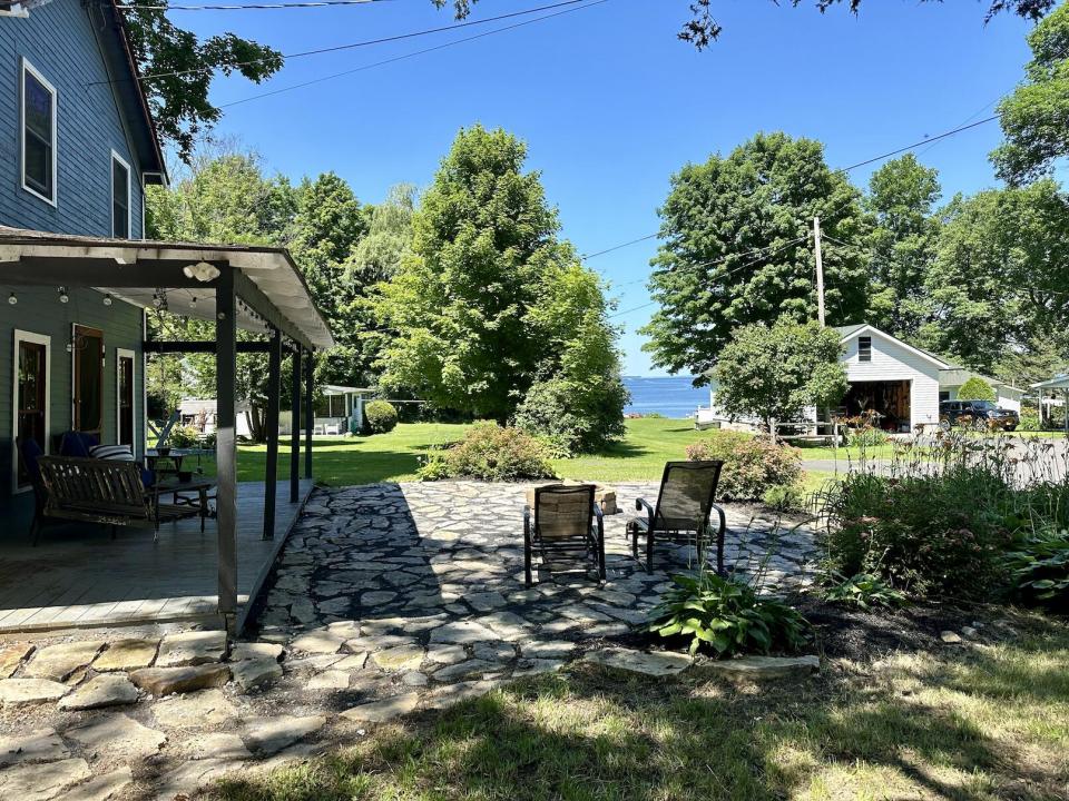 432 Bay Lane, Willsboro