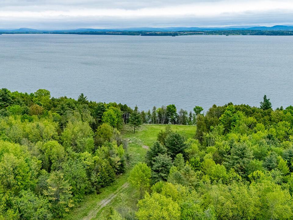 WestportLotOnLakeChamplain_A_Lot1_Back_R WestportLotOnLakeChamplain_A_Lot1_Back_R