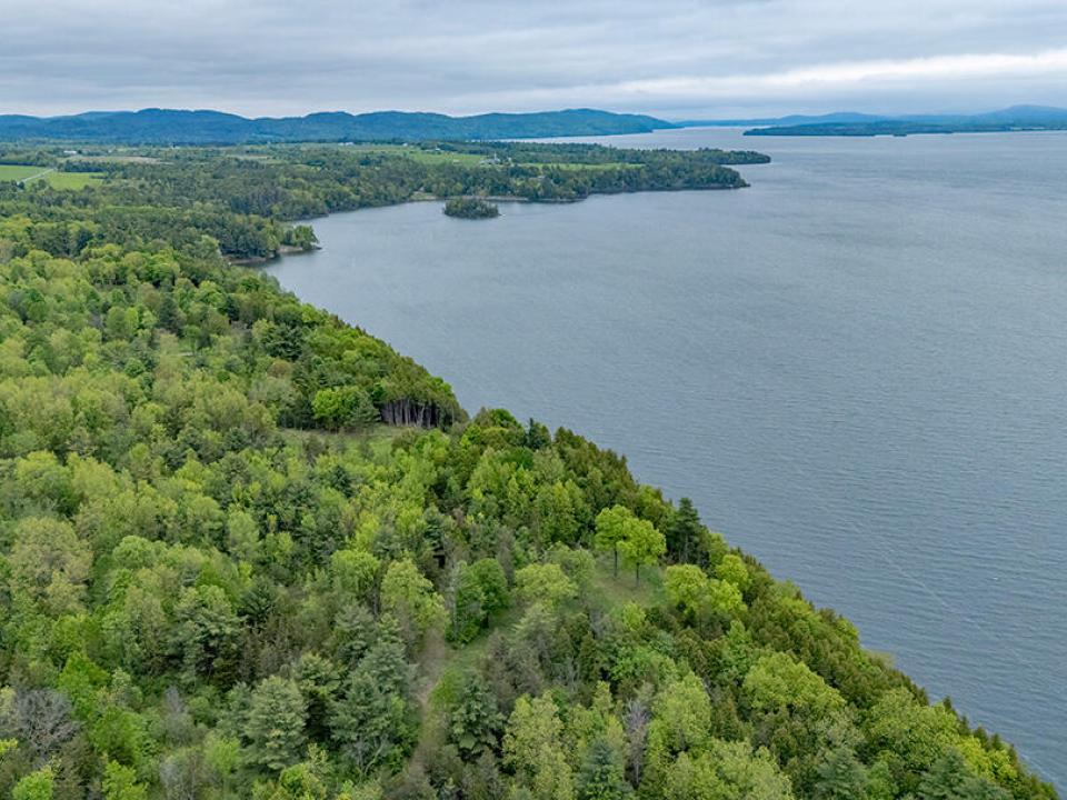 WestportLotOnLakeChamplain_A_Lot2_Back_R