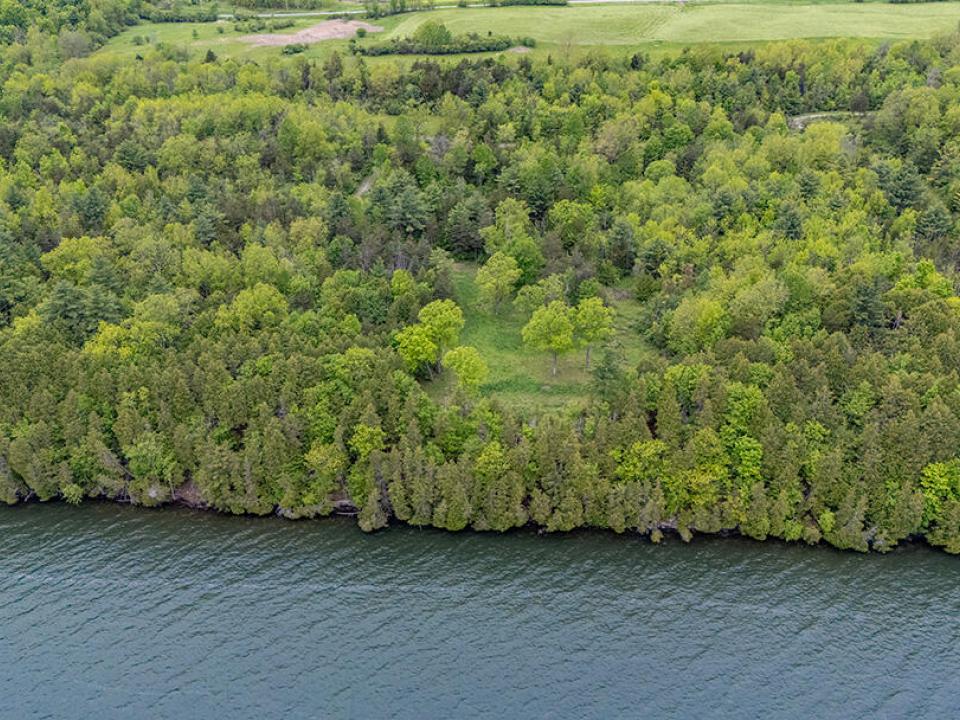WestportLotOnLakeChamplain_A_Lot2_Lakesi