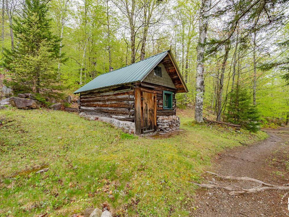 HuntersParadiseInKeeneValley_GC_Exterior