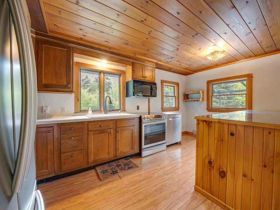 Kitchen 1