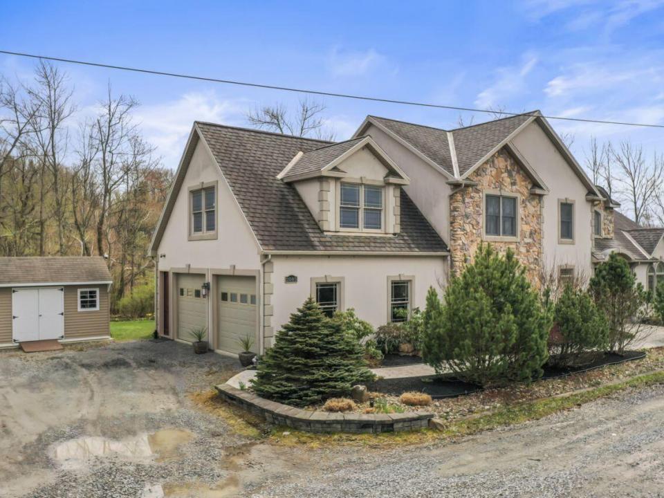 2085 Weast Road (1)