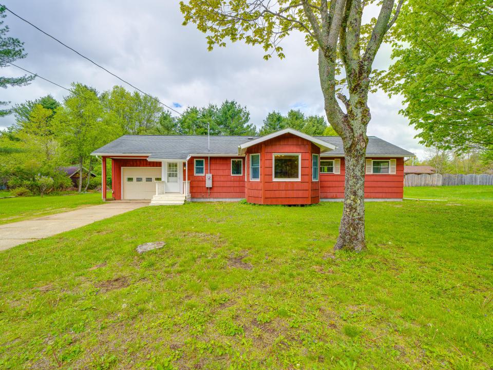 36 Becky Ave-16