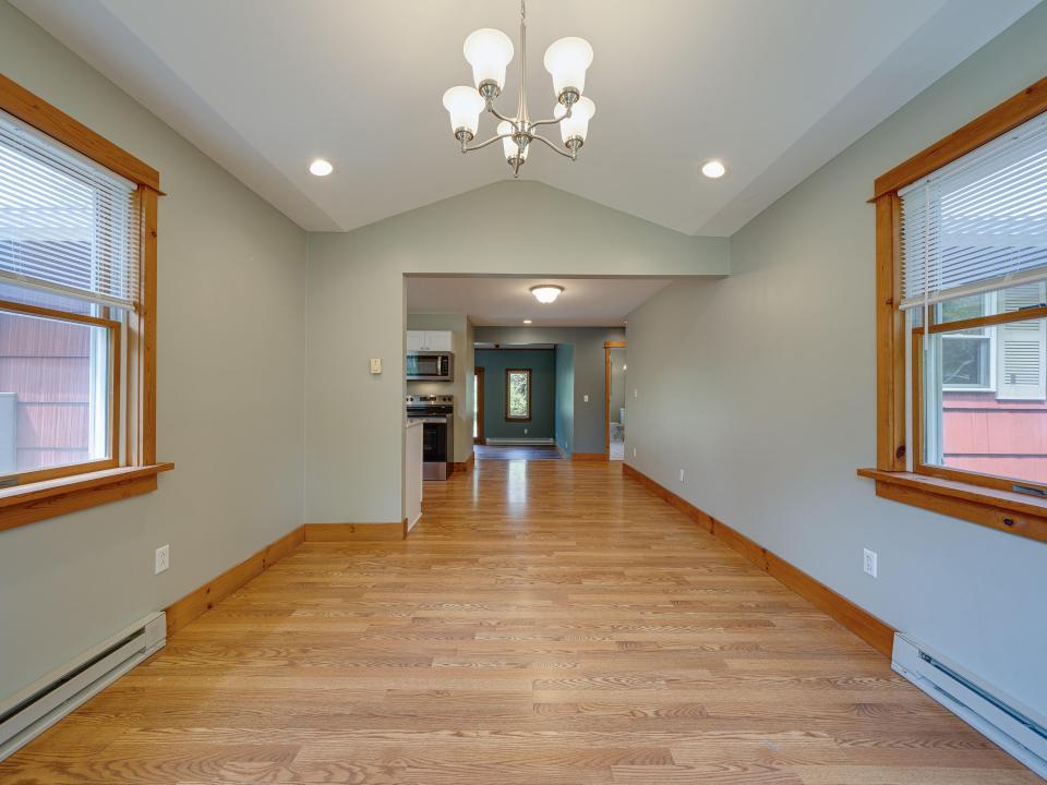 36 Becky Ave-43