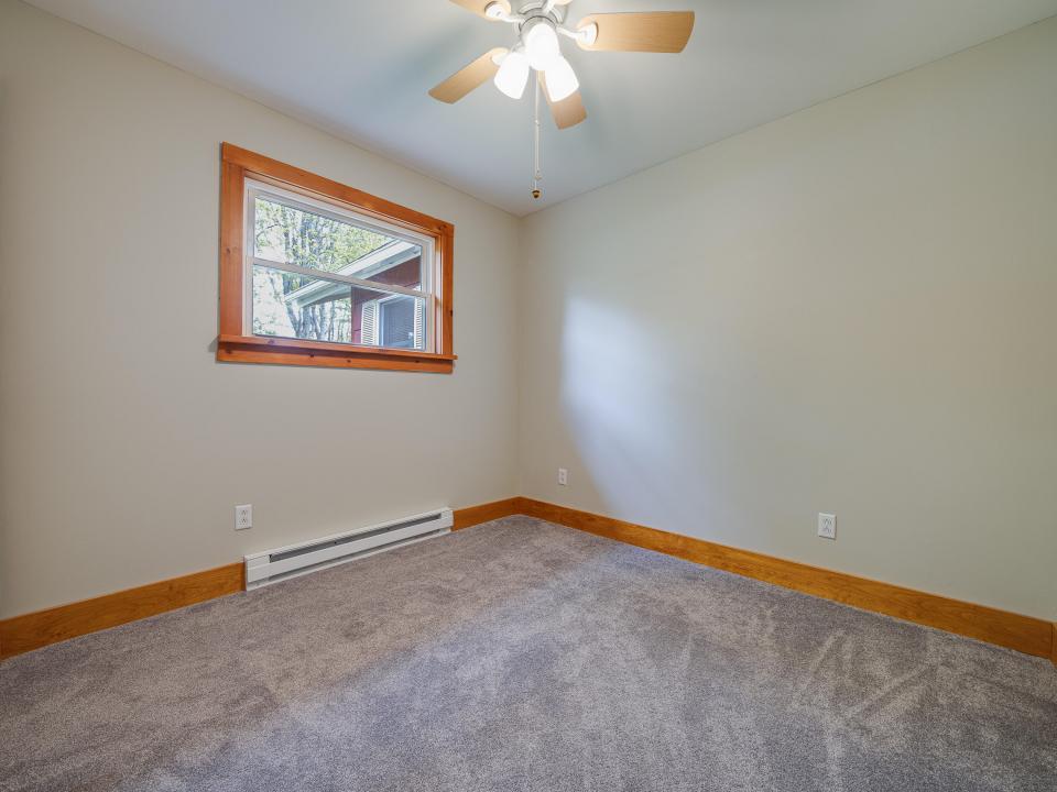 36 Becky Ave-53